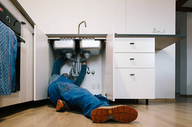 Professional Leak Detection technician working in Justin, TX